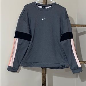 Nike Cewneck